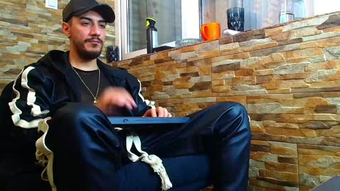 Snapshot of andrewbanner chatting on January 9, 2025, 7:42 am MasterRomania online show from January 9, 2025, 7:42 am