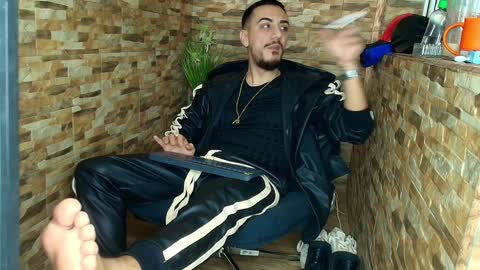 Snapshot of andrewbanner chatting on January 21, 2025, 10:30 am MasterRomania online show from January 21, 2025, 10:30 am