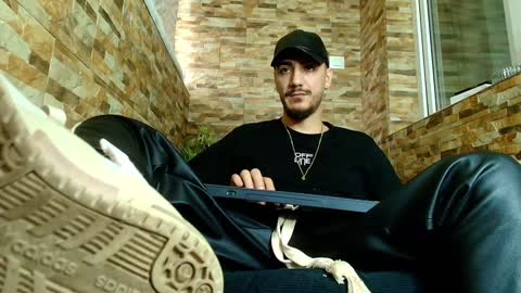 Snapshot of andrewbanner chatting on January 22, 2025, 10:40 am MasterRomania online show from January 22, 2025, 10:40 am