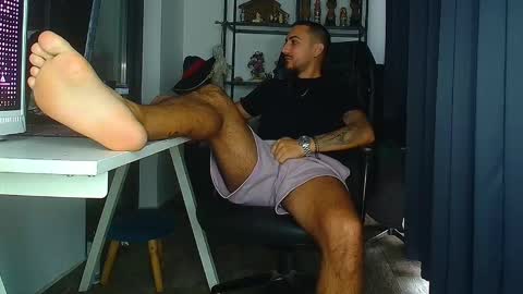 Snapshot of andrewbanner chatting on September 9, 2025, 5:07 am MasterRomania online show from September 9, 2025, 5:07 am