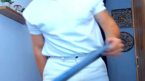 Snapshot of andrewdiaz_ chatting on March 21, 2026, 9:36 am Andrew Diaz online show from March 21, 2026, 9:36 am