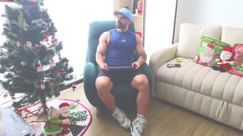 Snapshot of andrewfame chatting on December 24, 2024, 4:08 pm Andrew online show from December 24, 2024, 4:08 pm