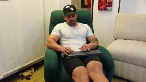 Snapshot of andrewfame chatting on October 24, 2025, 1:57 am Andrew online show from October 24, 2025, 1:57 am