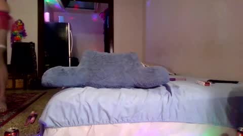 andrewgennie online show from November 28, 2025, 5:43 am