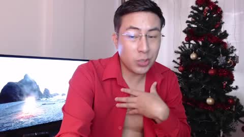 andrewmhilton_ online show from December 22, 2024, 4:59 pm