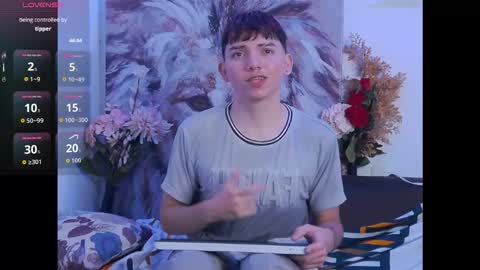 AndreWortix online show from November 19, 2025, 3:28 am