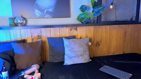 AndreWortix online show from April 8, 2026, 7:47 pm