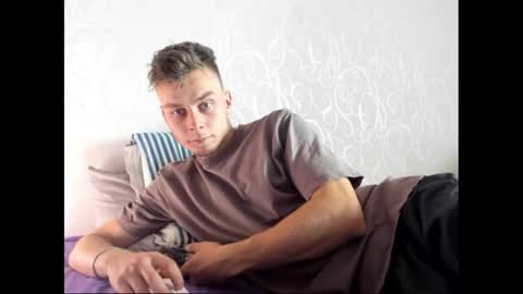 andrian_sweety online show from September 24, 2025, 10:18 am