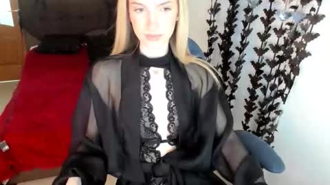 Snapshot of andrianabelle chatting on October 13, 2025, 3:34 pm andrianabelle online show from October 13, 2025, 3:34 pm