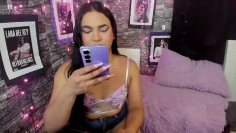 Snapshot of andrys_hot chatting on February 27, 2026, 9:15 pm Andrys online show from February 27, 2026, 9:15 pm