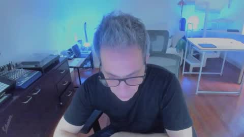 Andrew online show from November 18, 2025, 6:45 pm