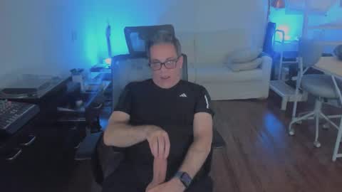 Andrew online show from February 11, 2026, 8:25 pm