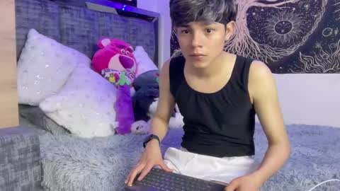 Snapshot of andy_belier chatting on February 21, 2025, 4:05 pm Andy online show from February 21, 2025, 4:05 pm