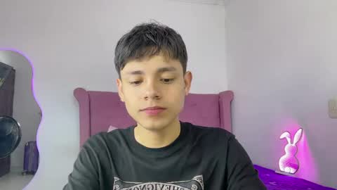 Andy online show from April 24, 2026, 2:08 pm