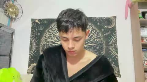 Andy online show from June 10, 2026, 1:43 pm
