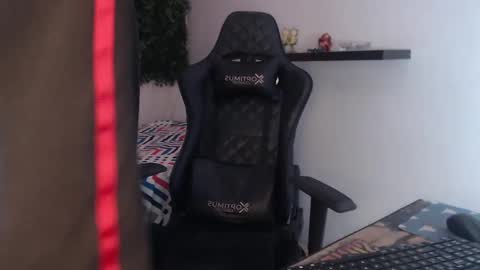 Snapshot of andy_dan1 chatting on December 3, 2024, 9:56 pm andy_dan1 online show from December 3, 2024, 9:56 pm