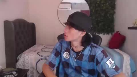 Snapshot of andy_dan1 chatting on December 10, 2024, 6:38 pm andy_dan1 online show from December 10, 2024, 6:38 pm