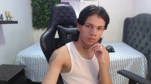 Snapshot of andy_dan1 chatting on January 20, 2025, 1:42 pm andy_dan1 online show from January 20, 2025, 1:42 pm