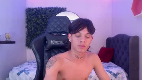 Snapshot of andy_dan1 chatting on March 1, 2025, 8:10 pm andy_dan1 online show from March 1, 2025, 8:10 pm