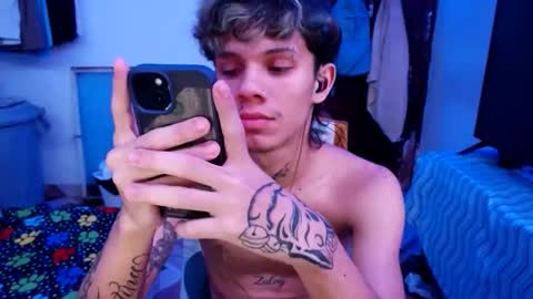 andy_dan1 online show from May 20, 2026, 6:41 am