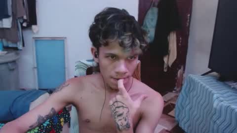 andy_dan1 online show from May 24, 2026, 8:19 am