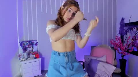 Andrea online show from October 9, 2025, 1:20 pm