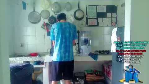 Snapshot of andy_gray01 chatting on October 18, 2025, 12:28 pm Andy Gray online show from October 18, 2025, 12:28 pm