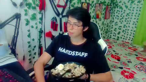 Snapshot of andy_gray01 chatting on February 3, 2026, 10:48 pm Andy Gray online show from February 3, 2026, 10:48 pm