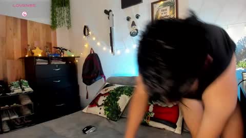 Snapshot of andy_guez_11 chatting on December 20, 2024, 10:38 am andy_guez_11 online show from December 20, 2024, 10:38 am