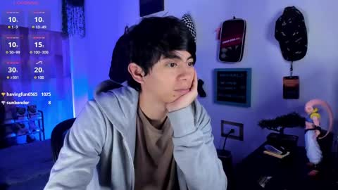 Snapshot of andy_guez_11 chatting on February 27, 2025, 1:17 pm andy_guez_11 online show from February 27, 2025, 1:17 pm