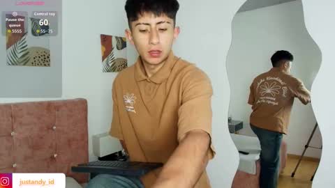 andy_justgame online show from September 19, 2025, 4:47 am