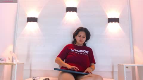 Snapshot of andy_look chatting on September 18, 2025, 3:30 am Andy Look online show from September 18, 2025, 3:30 am