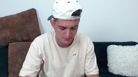 Andy Fame online show from November 4, 2025, 10:03 am