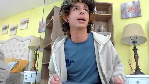 Snapshot of andyxibrat chatting on October 11, 2025, 7:23 pm andyxibrat online show from October 11, 2025, 7:23 pm