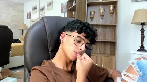 andyxibrat online show from March 5, 2026, 6:26 pm