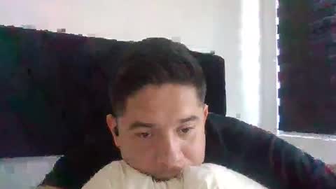 andyzeta10 online show from December 16, 2024, 5:33 pm