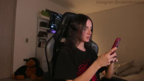 Snapshot of anelisse_ chatting on September 24, 2025, 3:10 am online show from September 24, 2025, 3:10 am