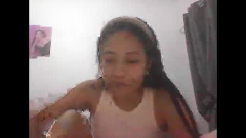 Snapshot of ange011 chatting on April 21, 2026, 11:49 am ange011 online show from April 21, 2026, 11:49 am