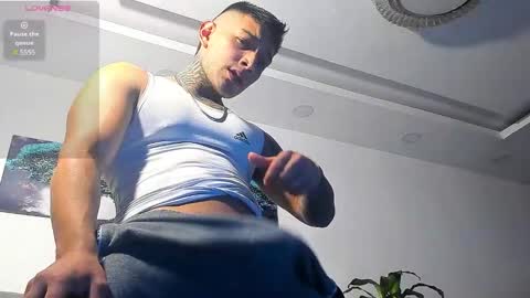 Angel online show from January 31, 2025, 3:20 am