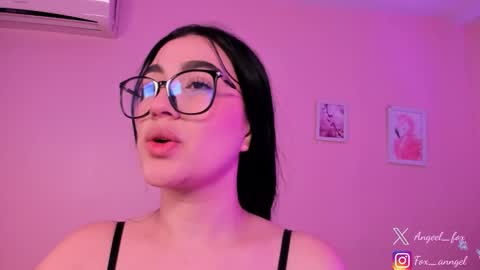 Angel  online show from February 1, 2026, 6:34 am