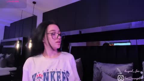 Angel  online show from July 2, 2026, 2:33 am
