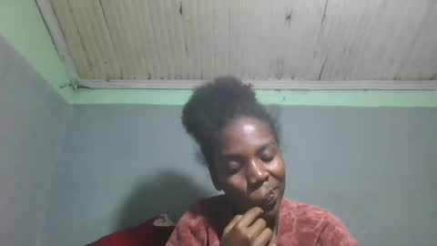 Snapshot of angeeliine chatting on July 11, 2026, 12:52 pm angeeliine online show from July 11, 2026, 12:52 pm