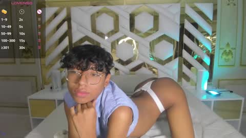 Snapshot of angel__sweet18 chatting on January 8, 2025, 1:09 pm online show from January 8, 2025, 1:09 pm