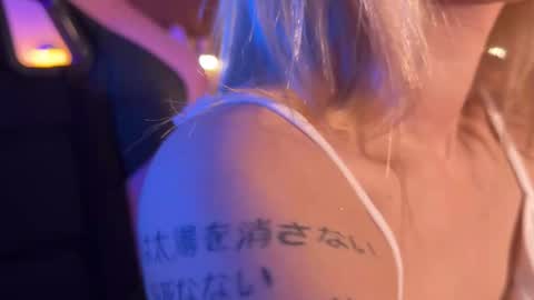 angel_ariela online show from March 1, 2026, 8:44 pm