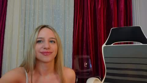 Gabriella online show from April 20, 2026, 3:48 pm