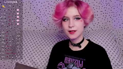Snapshot of angel_julles chatting on May 31, 2026, 5:09 pm Angel Dust online show from May 31, 2026, 5:09 pm