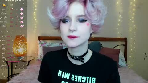 Snapshot of angel_julles chatting on June 7, 2026, 10:19 am Angel Dust online show from June 7, 2026, 10:19 am