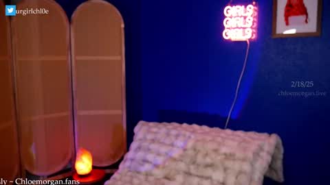 Snapshot of angel_kush chatting on February 18, 2025, 9:31 pm . . online show from February 18, 2025, 9:31 pm