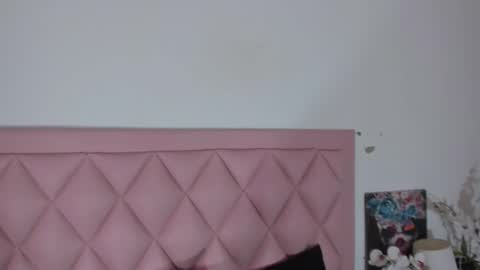 Angel  online show from December 24, 2024, 1:50 pm