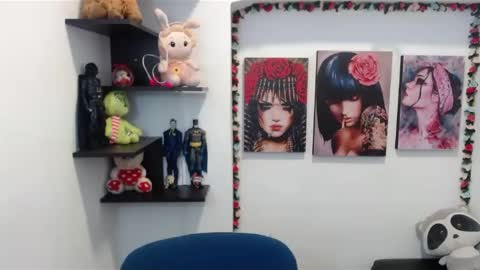 Snapshot of angel_love_90 chatting on February 10, 2025, 6:03 pm Angel online show from February 10, 2025, 6:03 pm